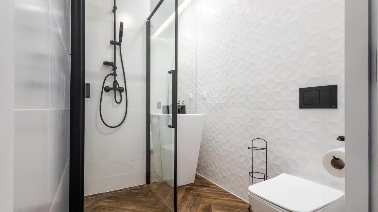 Zamoyskiego Jacuzzi Apartment Krakau Exterior foto